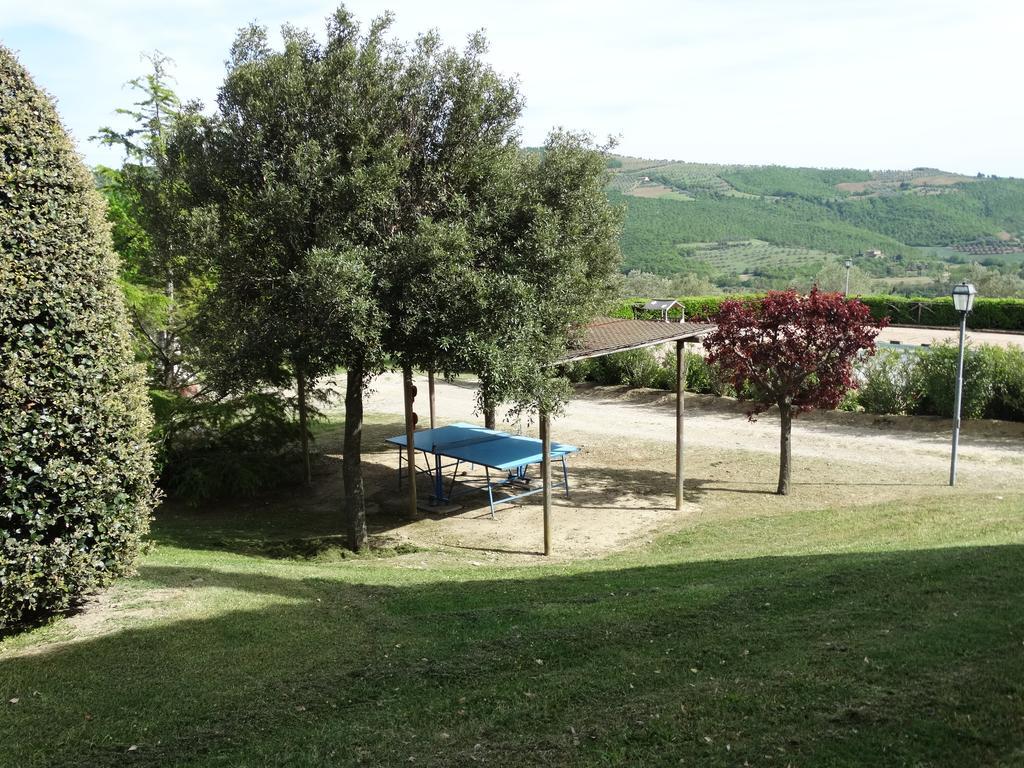 Casale Poggio Colpiccione Daire Passignano sul Trasimeno Dış mekan fotoğraf