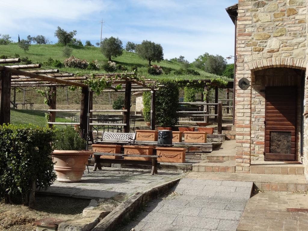 Casale Poggio Colpiccione Daire Passignano sul Trasimeno Dış mekan fotoğraf