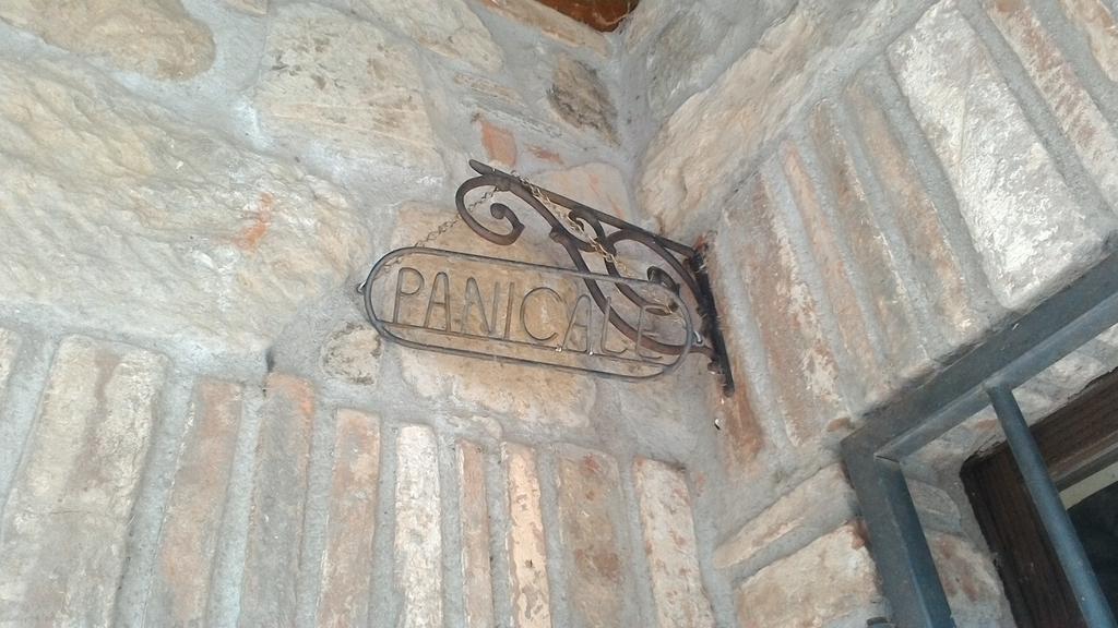 Casale Poggio Colpiccione Daire Passignano sul Trasimeno Dış mekan fotoğraf